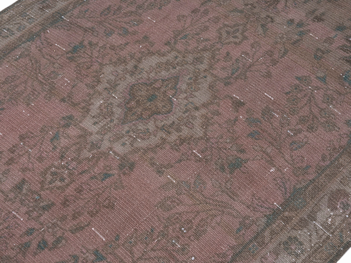 8901, Persian Hamadan Runner Rug