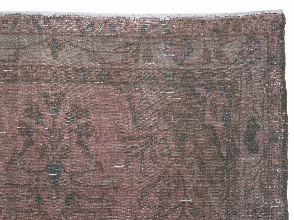 8901, Persian Hamadan Runner Rug