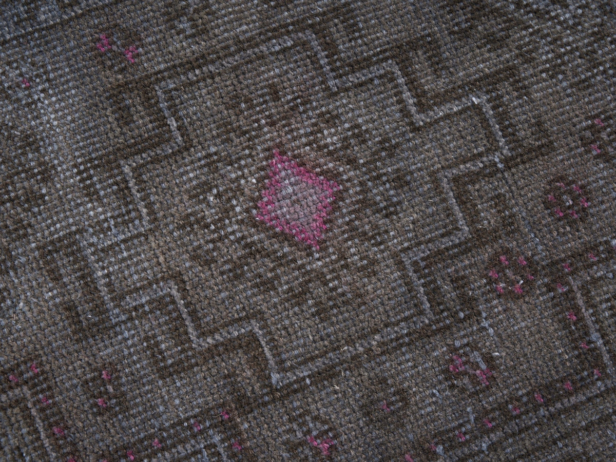 8900, Persian Baluch Runner Rug