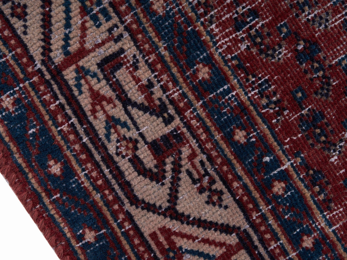 8915, Persian Arak Runner Rug