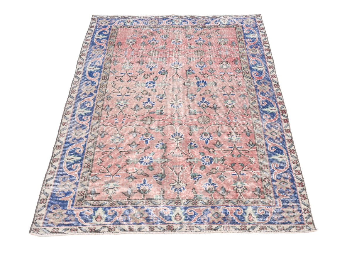 8406, Turkish Isparta Area Rug