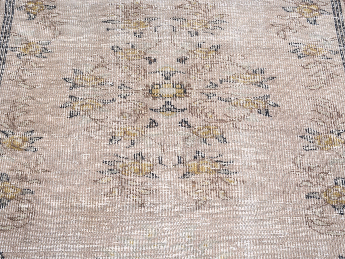 8385, Turkish Isparta Area Rug