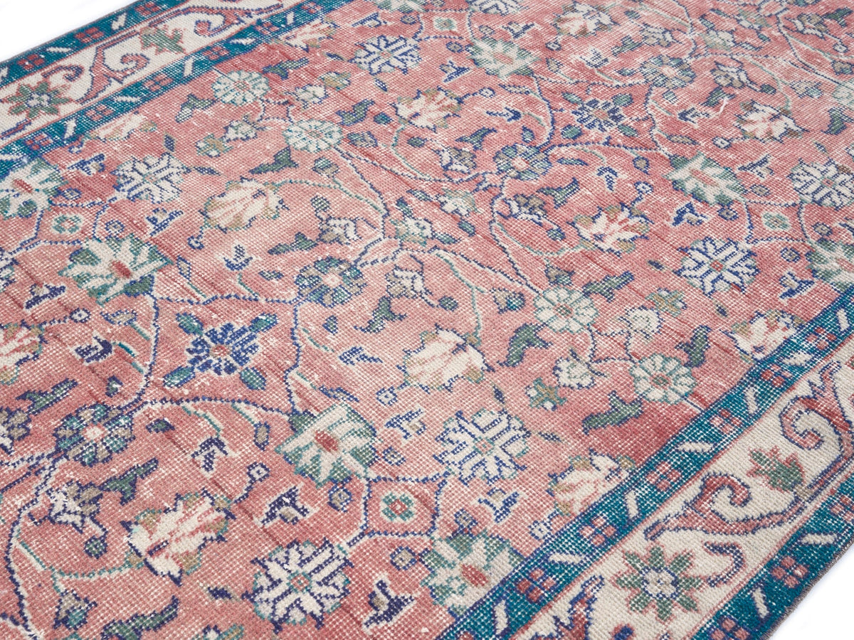 8381, Turkish Isparta Area Rug
