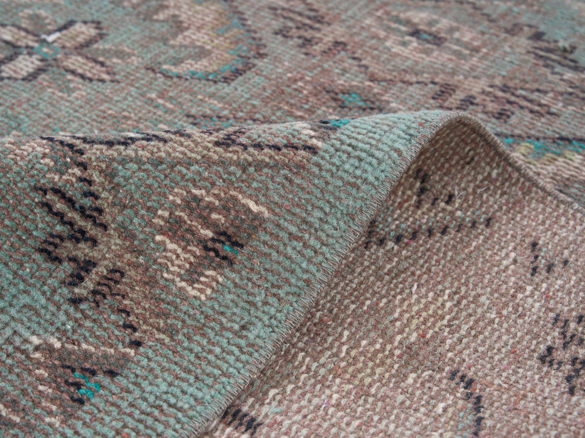 8379, Turkish Manisa Area Rug