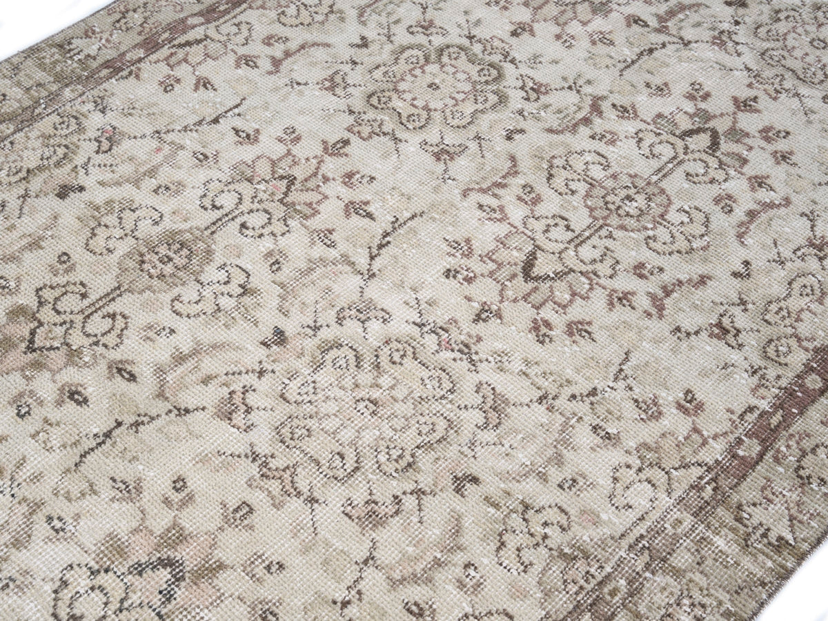8357, Turkish Isparta Area Rug