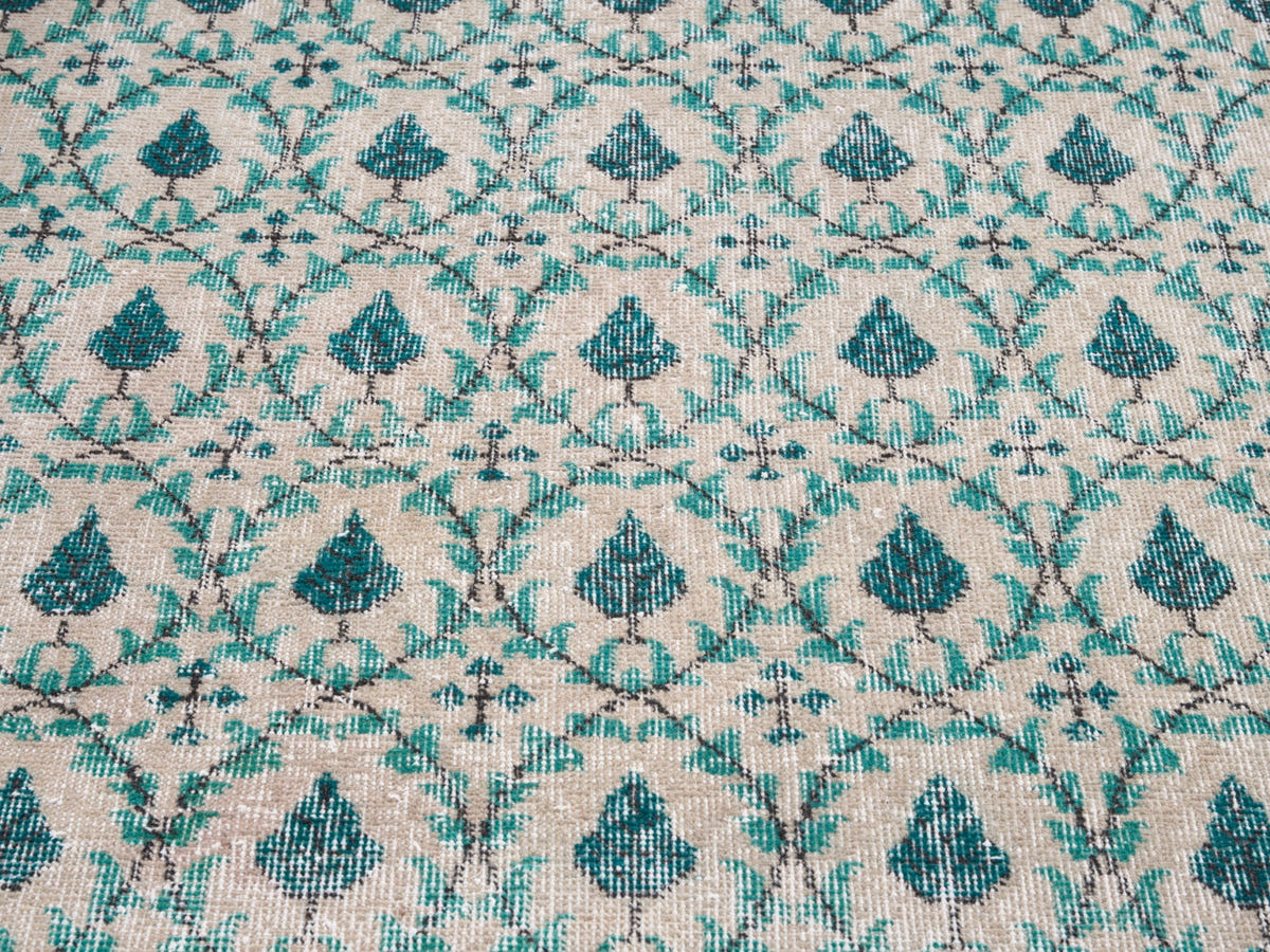 8335, Turkish Isparta Area Rug
