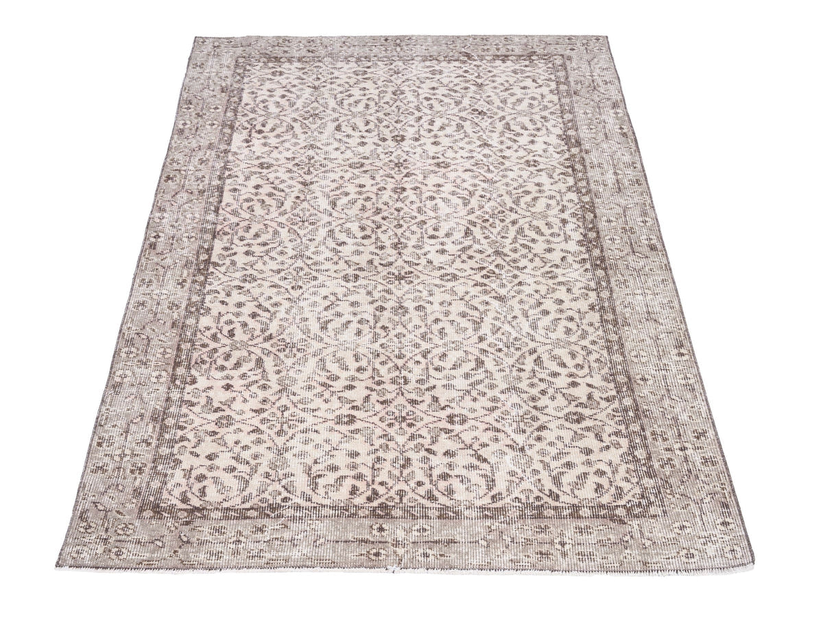 8331, Turkish Isparta Area Rug