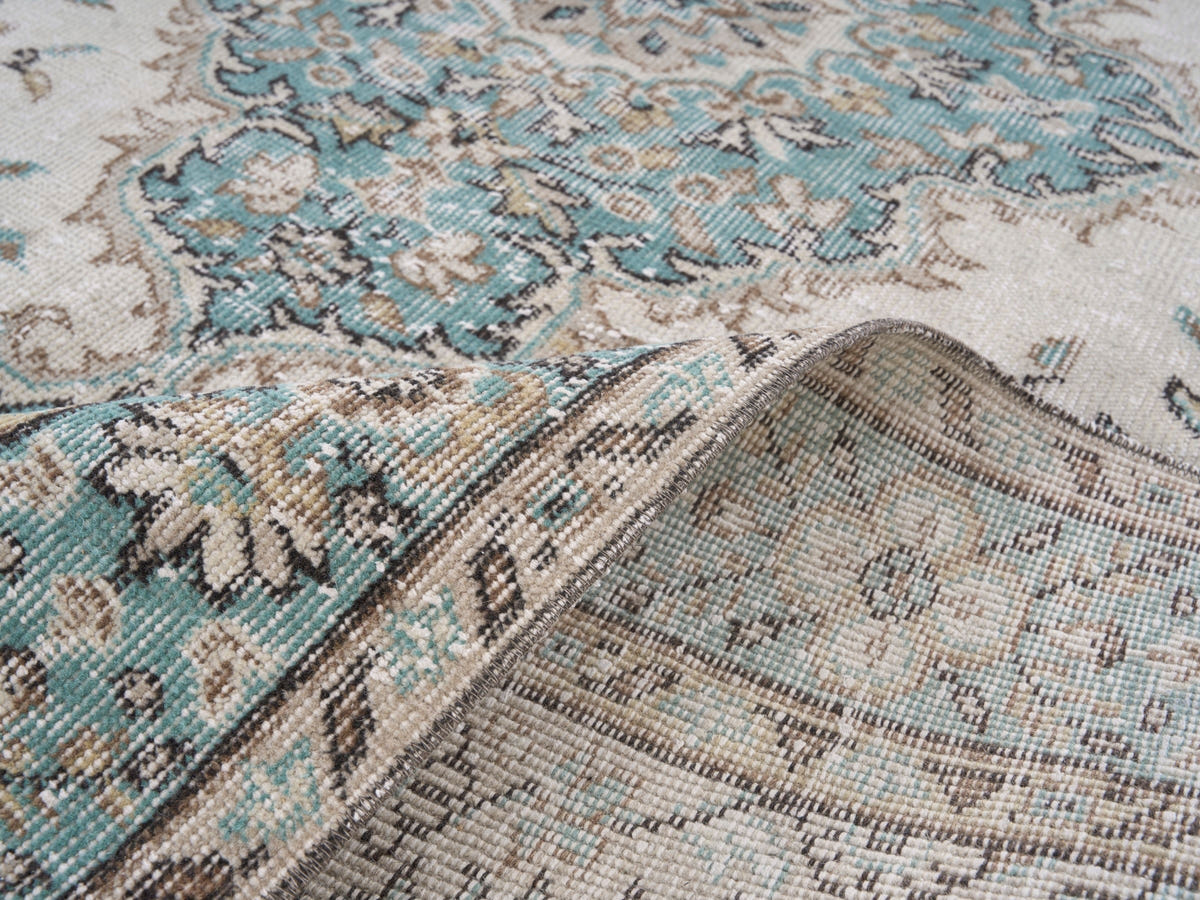8635, Turkish Isparta Area Rug
