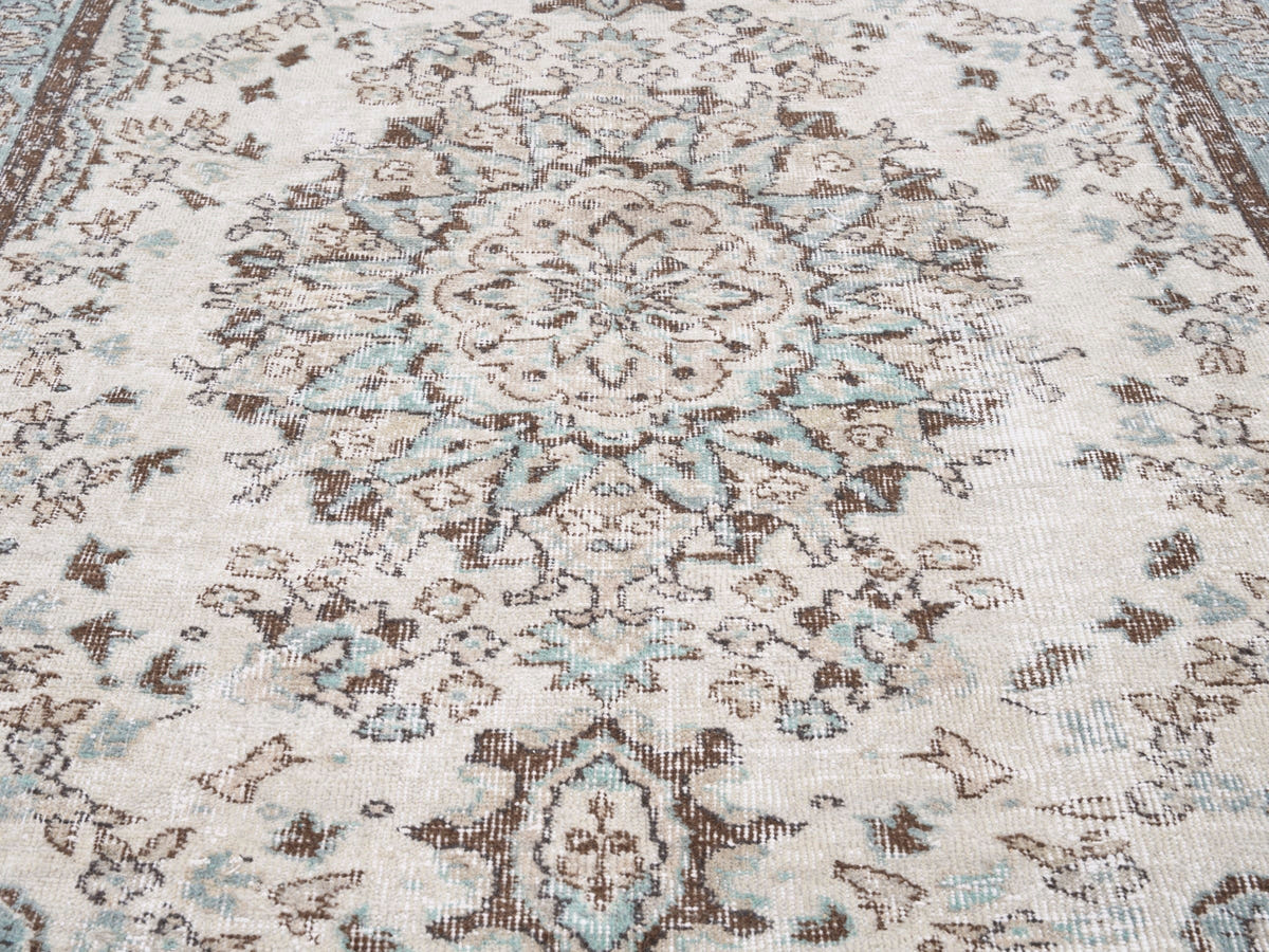 8629, Turkish Isparta Area Rug