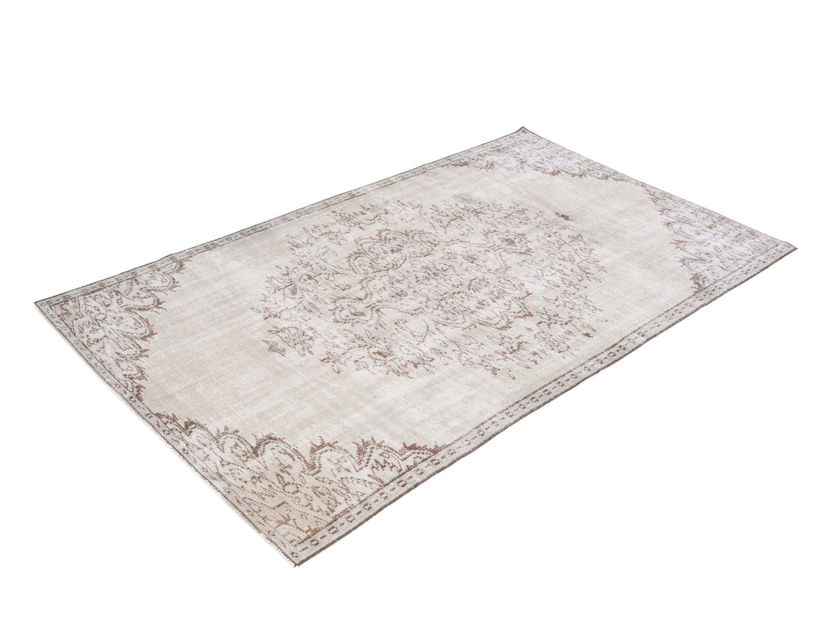8582, Turkish Isparta Area Rug