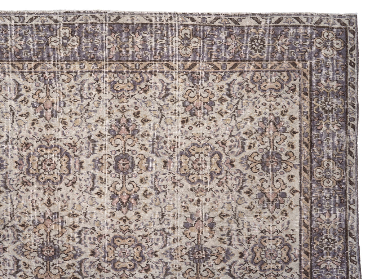 8560, Turkish Isparta Area Rug