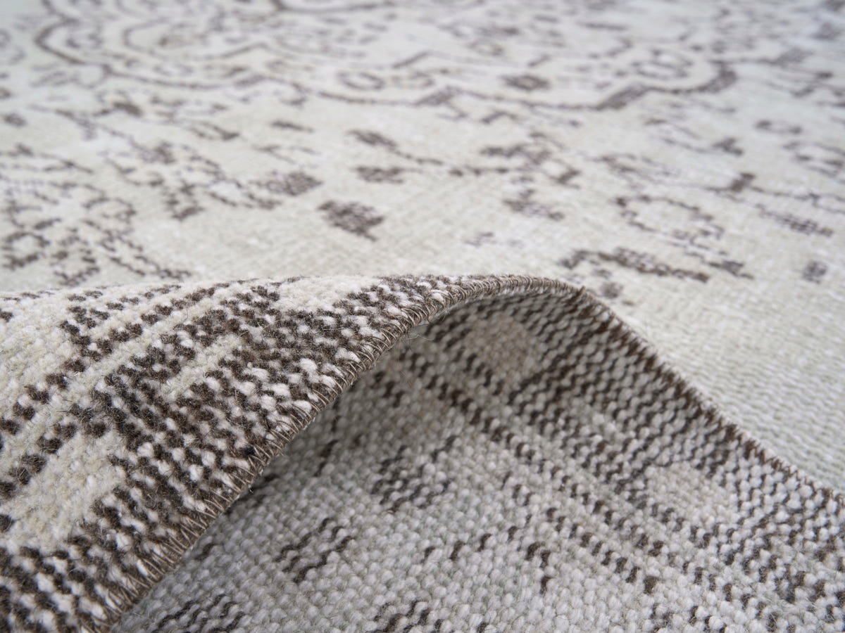 8609, Turkish Manisa Area Rug