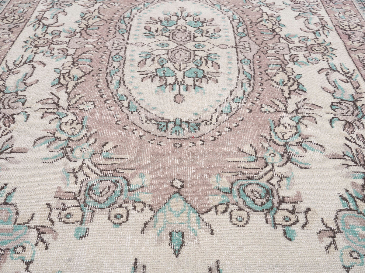 8607, Turkish Isparta Area Rug