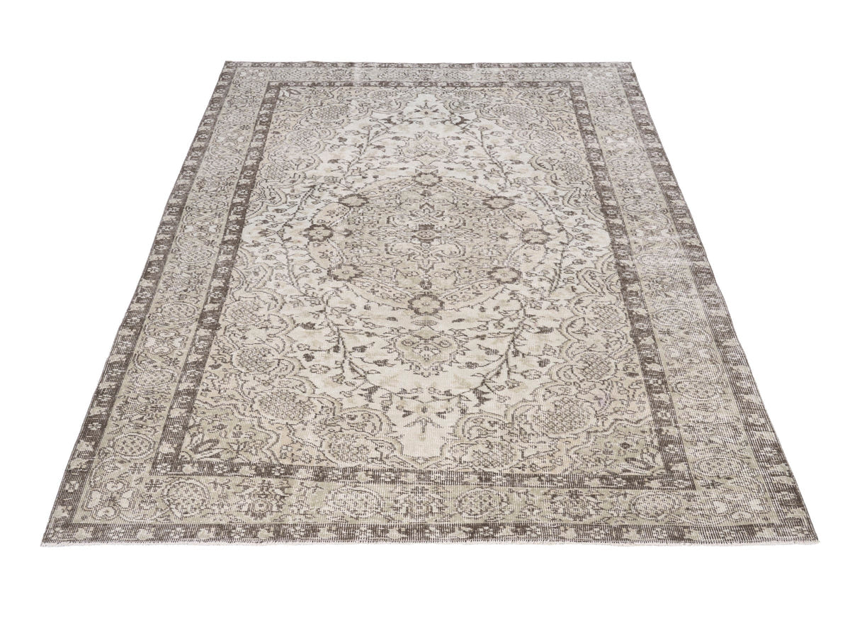 8561, Turkish Isparta Area Rug