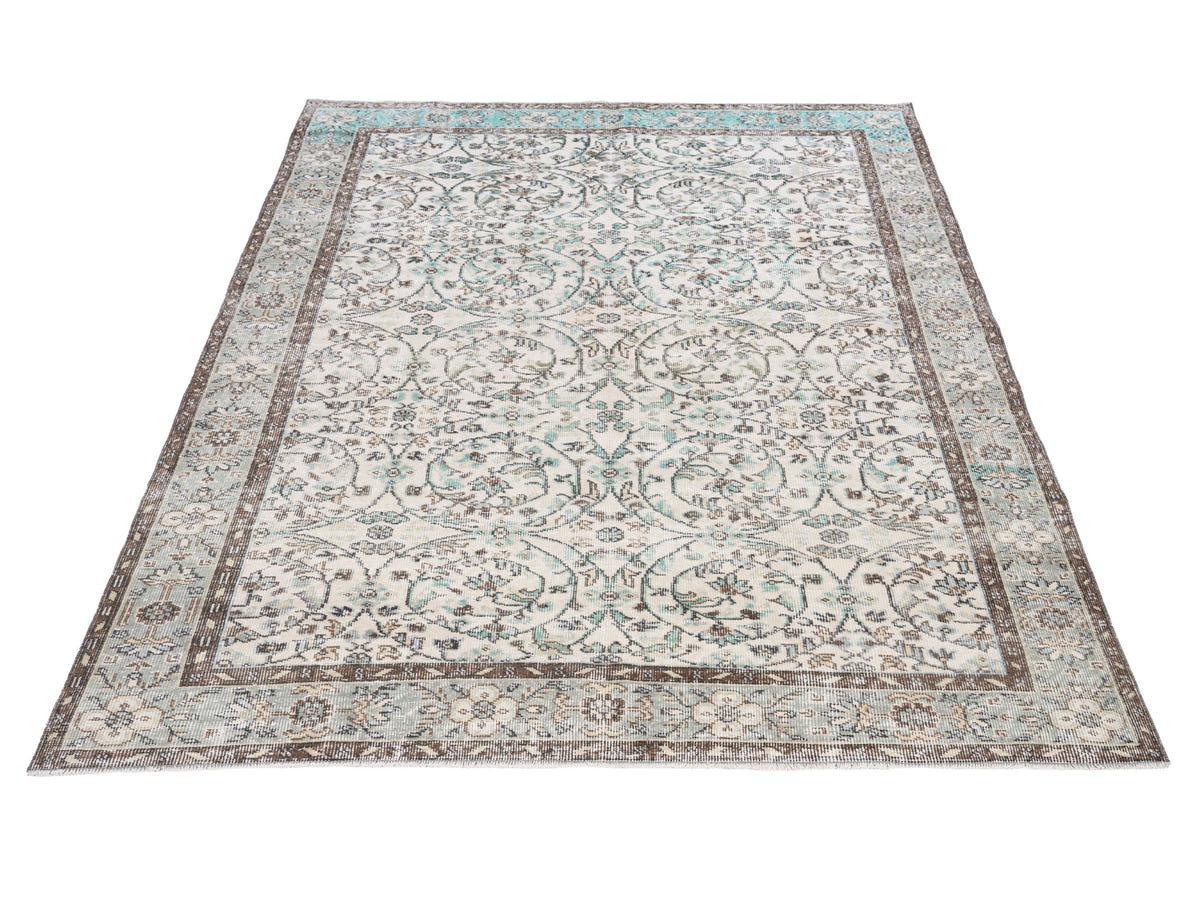 8542, Turkish Isparta Area Rug