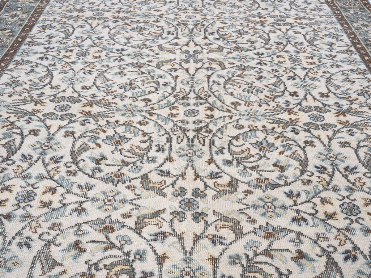 8539, Turkish Isparta Area Rug