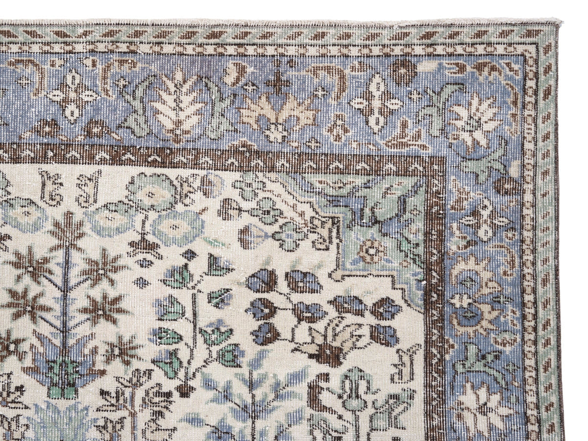 8530, Turkish Isparta Area Rug