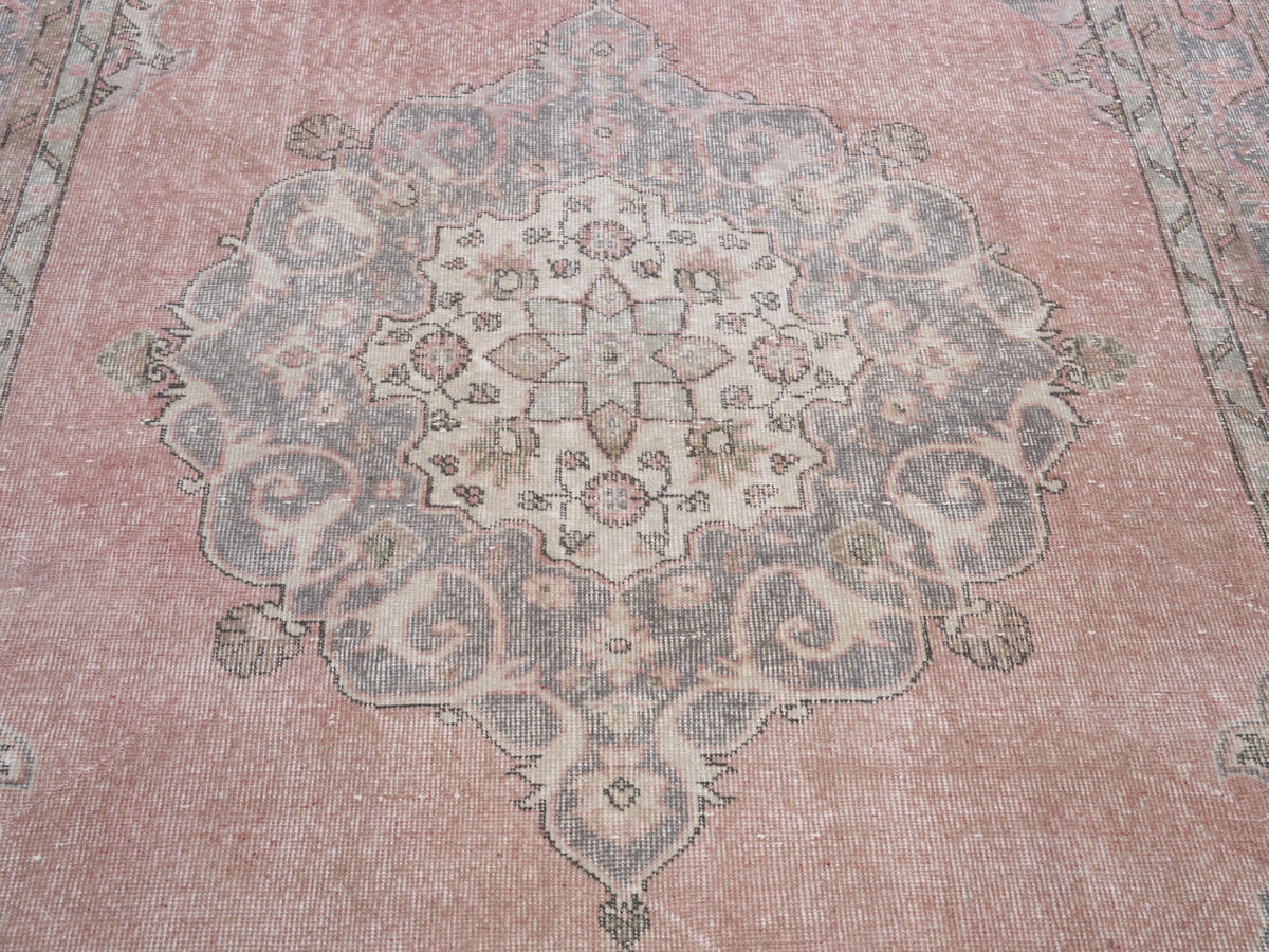 8280, Turkish Isparta Area Rug