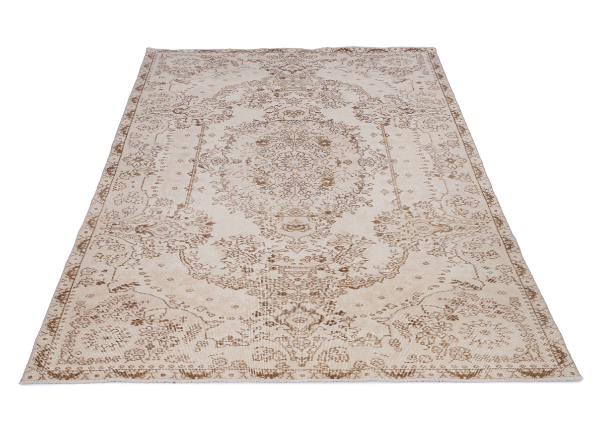 8134, Turkish Isparta Area Rug