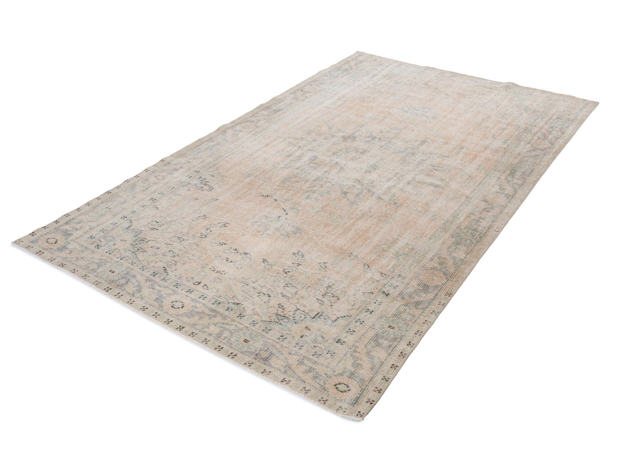 8093, Turkish Manisa Area Rug