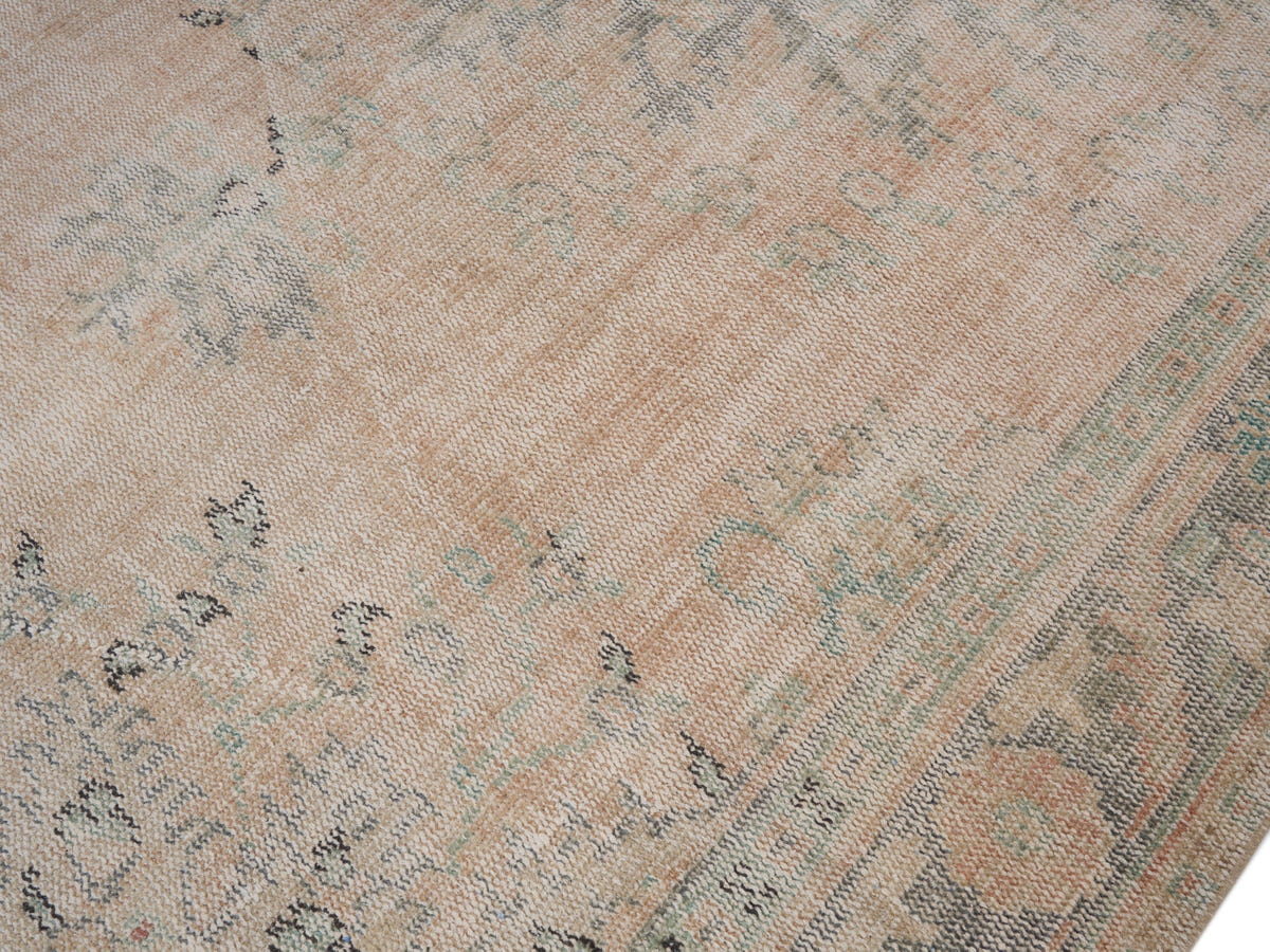 8093, Turkish Manisa Area Rug
