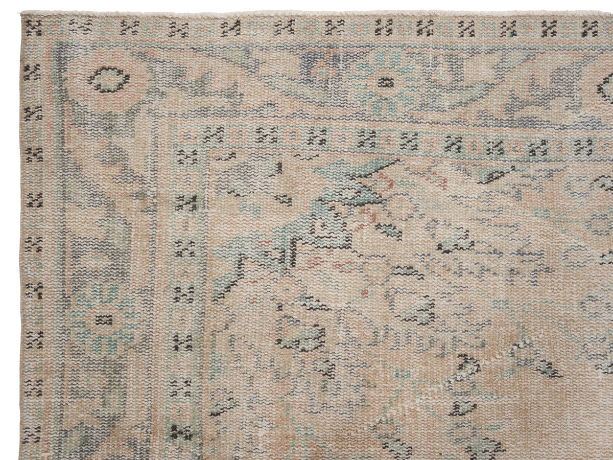 8093, Turkish Manisa Area Rug