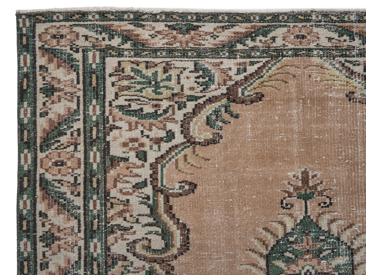 8010, Turkish Manisa Area Rug