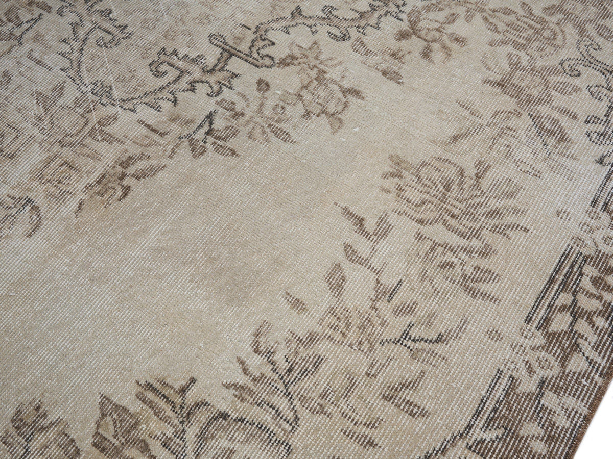 8218, Turkish Isparta Area Rug