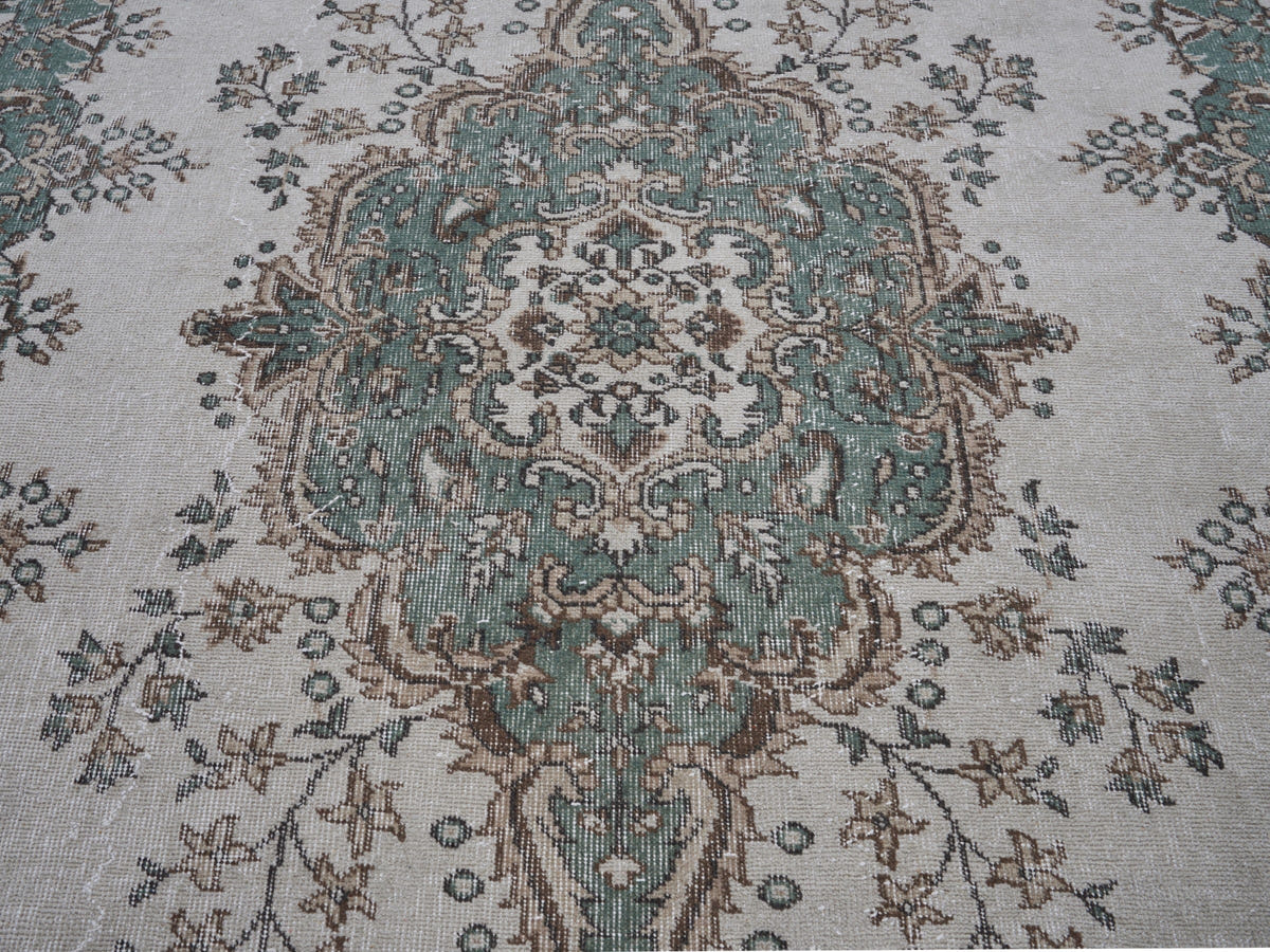 8014, Turkish Isparta Area Rug