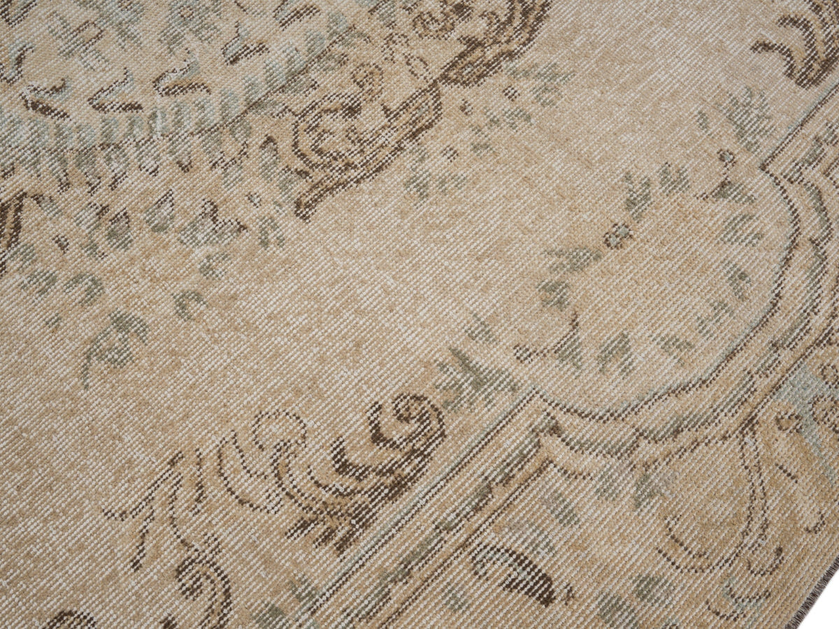 8169, Turkish Isparta Area Rug