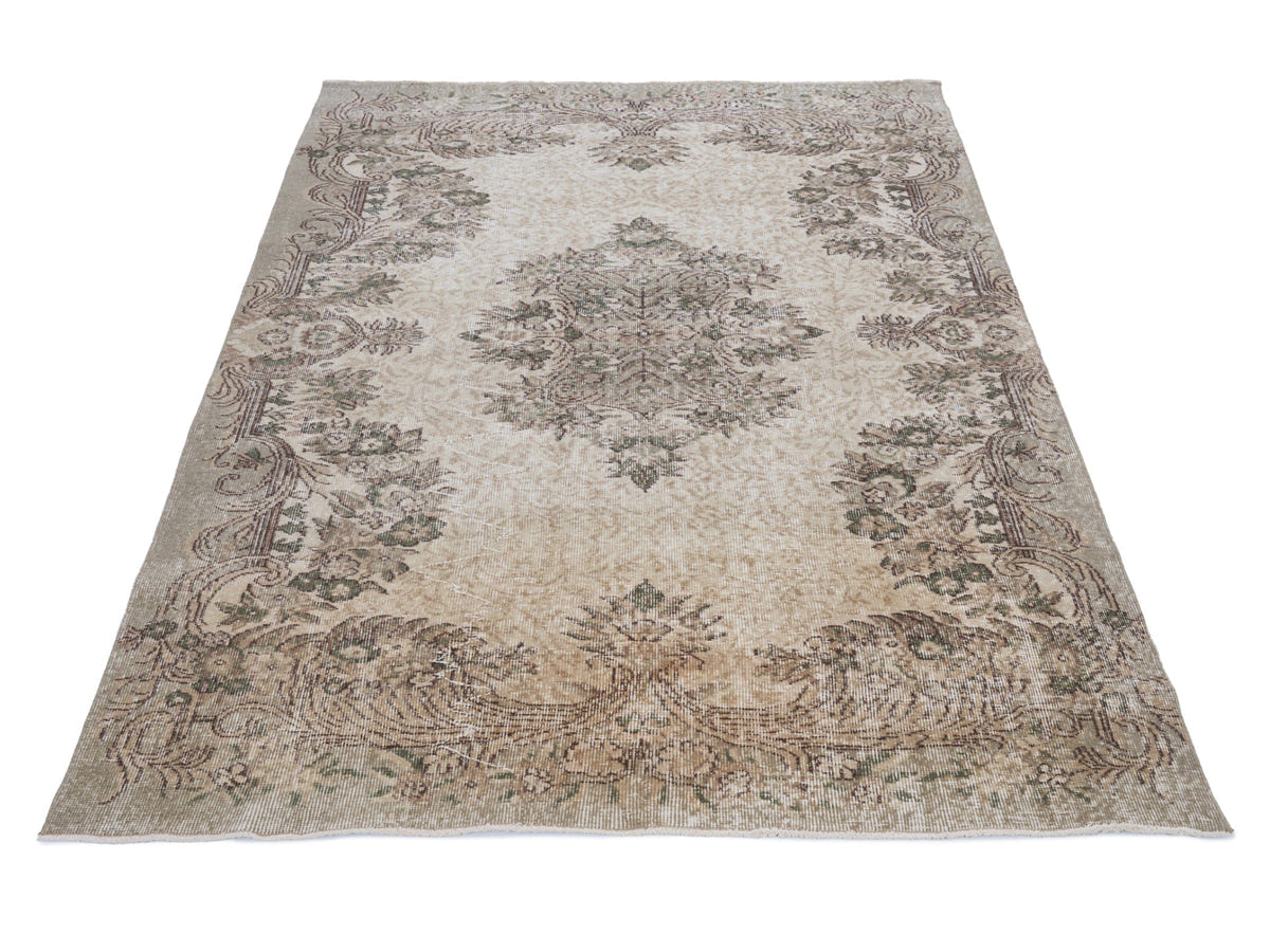 8072, Turkish Isparta Area Rug