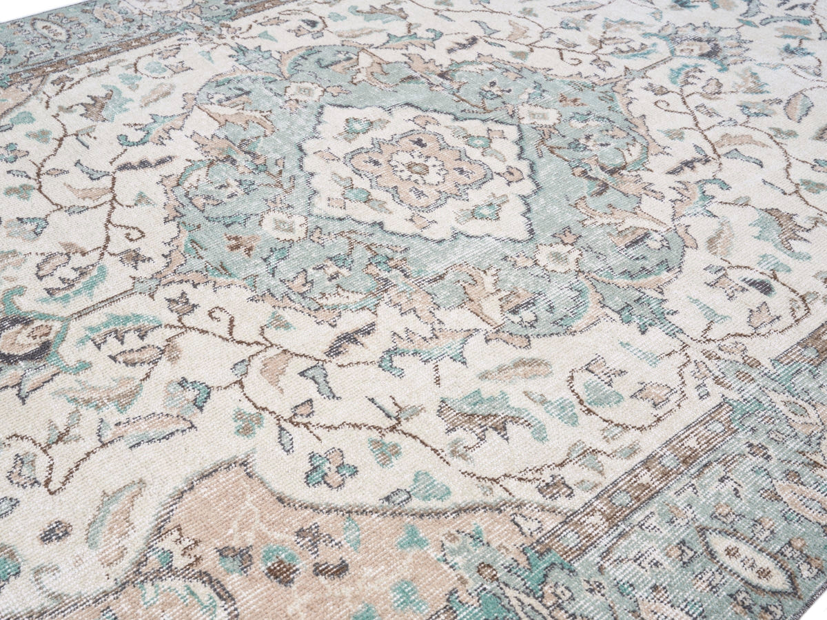 8505, Turkish Isparta Area Rug