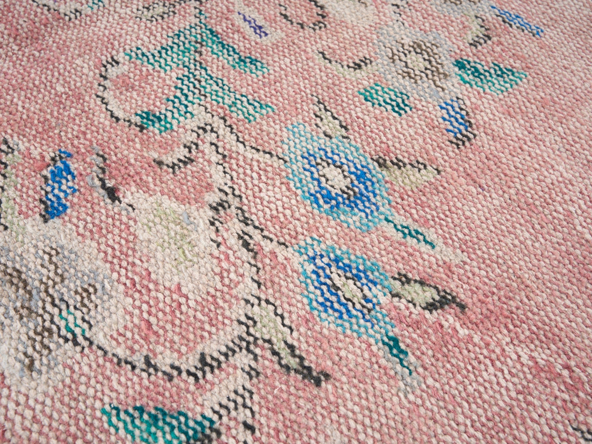 8491, Turkish Manisa Area Rug