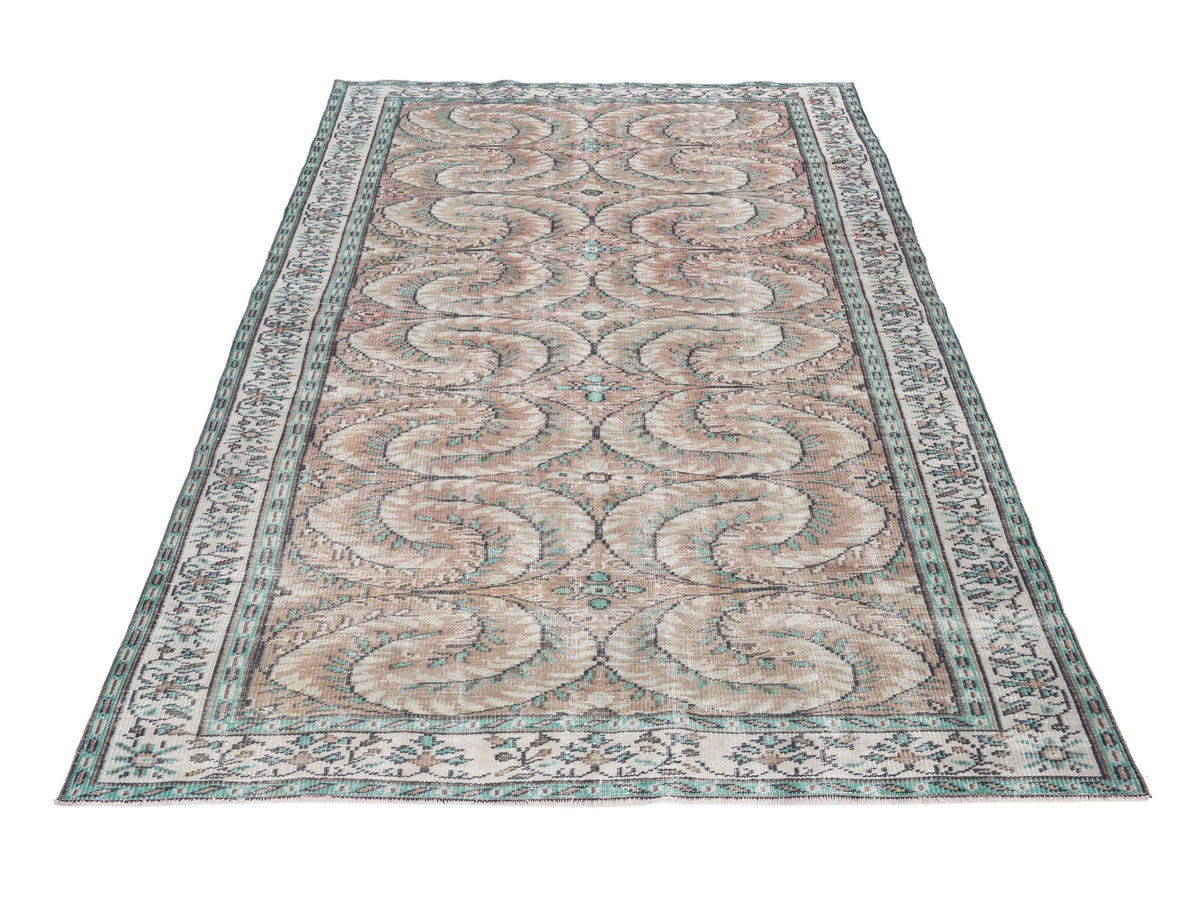 8485, Turkish Manisa Area Rug