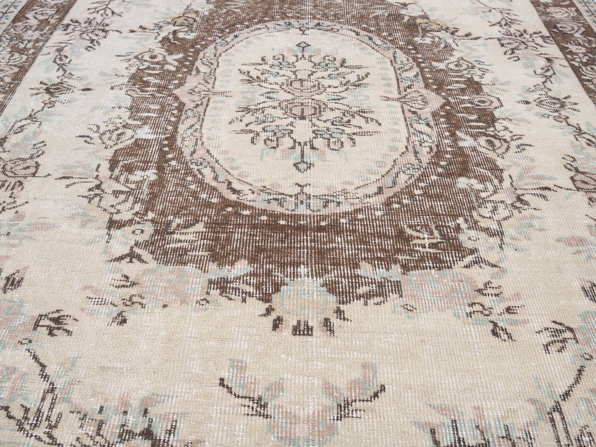 8465, Turkish Isparta Area Rug