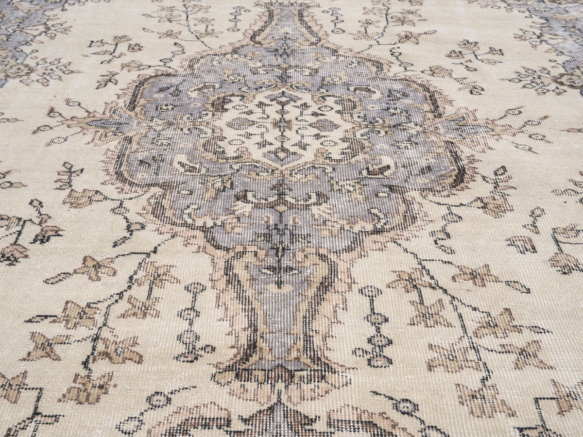 8462, Turkish Isparta Area Rug