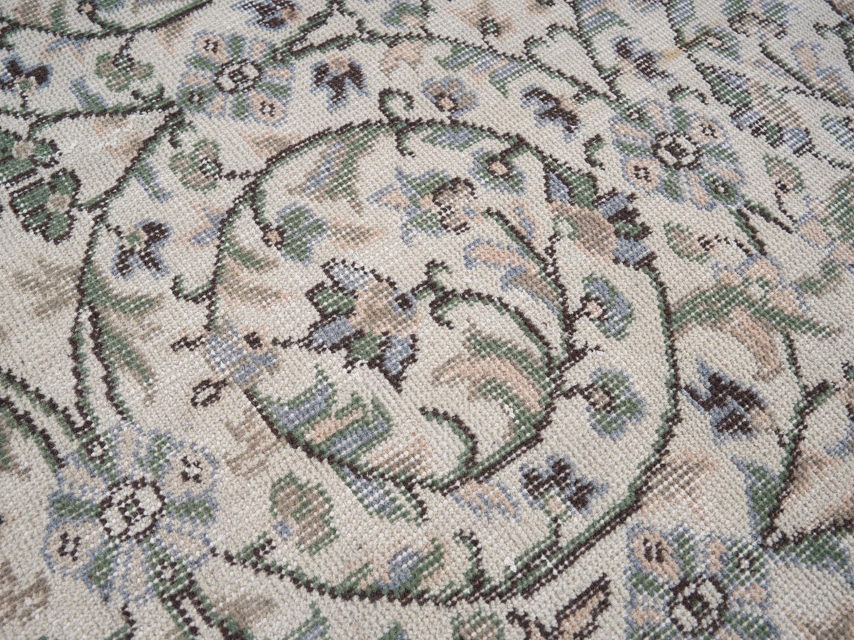 8449, Turkish Isparta Area Rug
