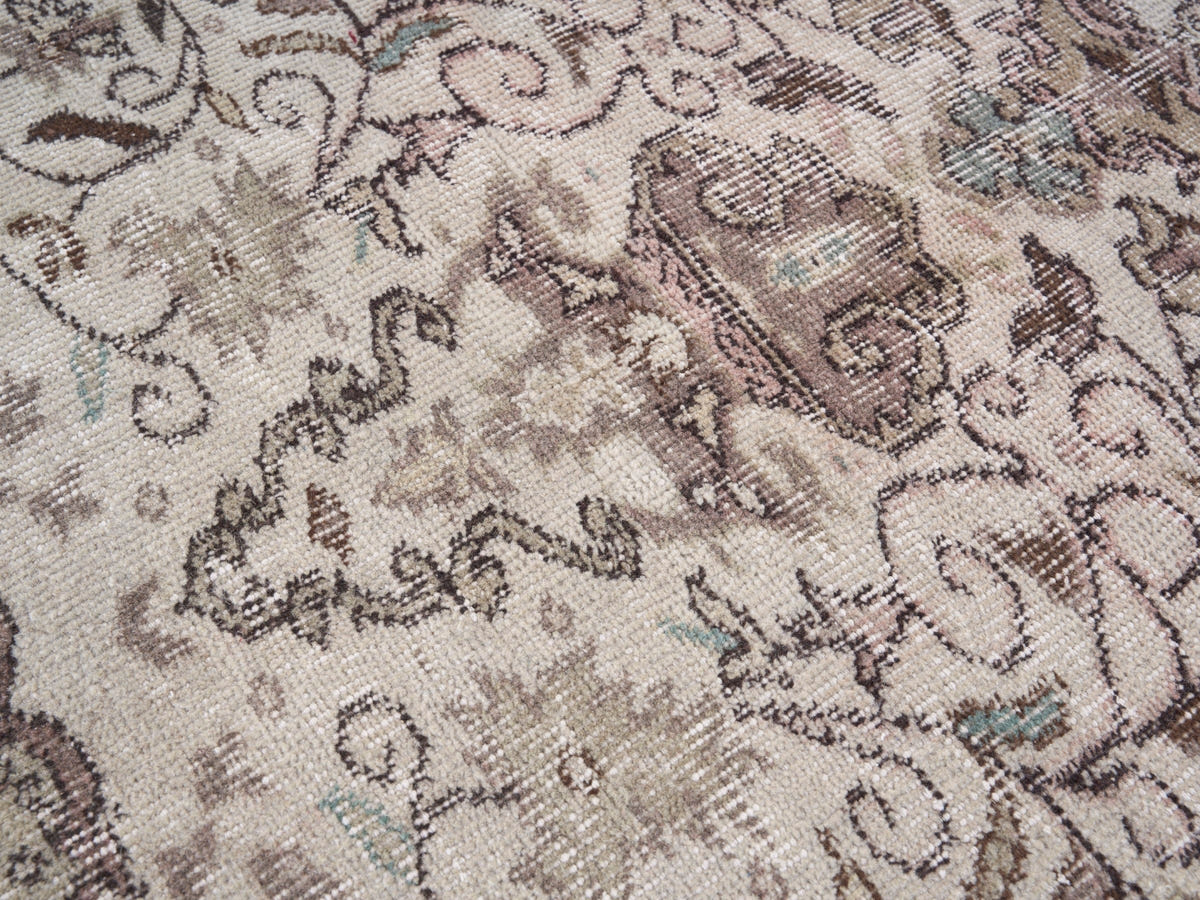 8521, Turkish Isparta Area Rug