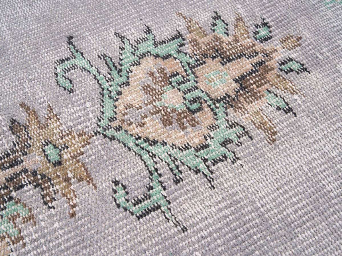 8652, Turkish Manisa Area Rug