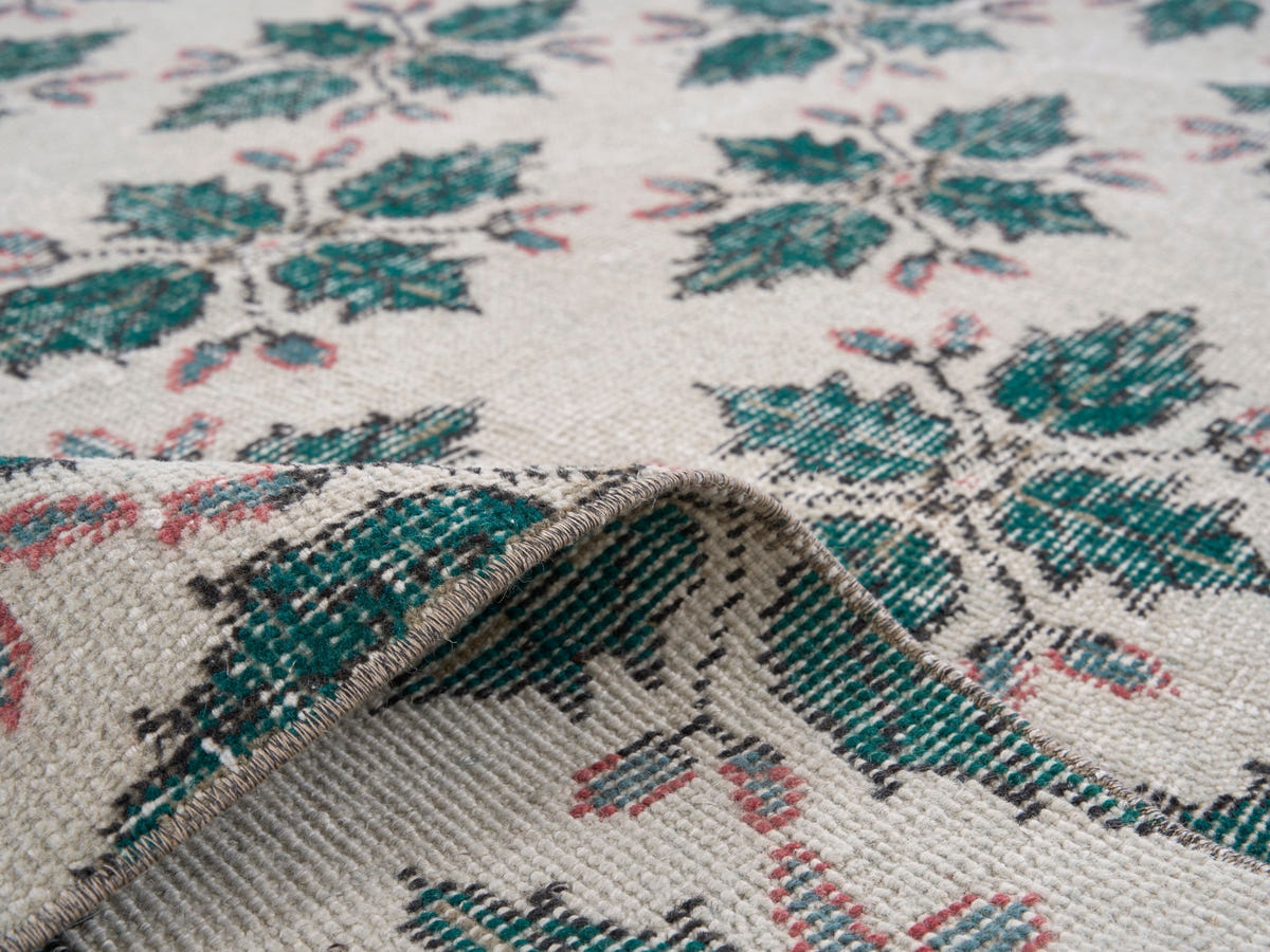 8867, Turkish Isparta Area Rug