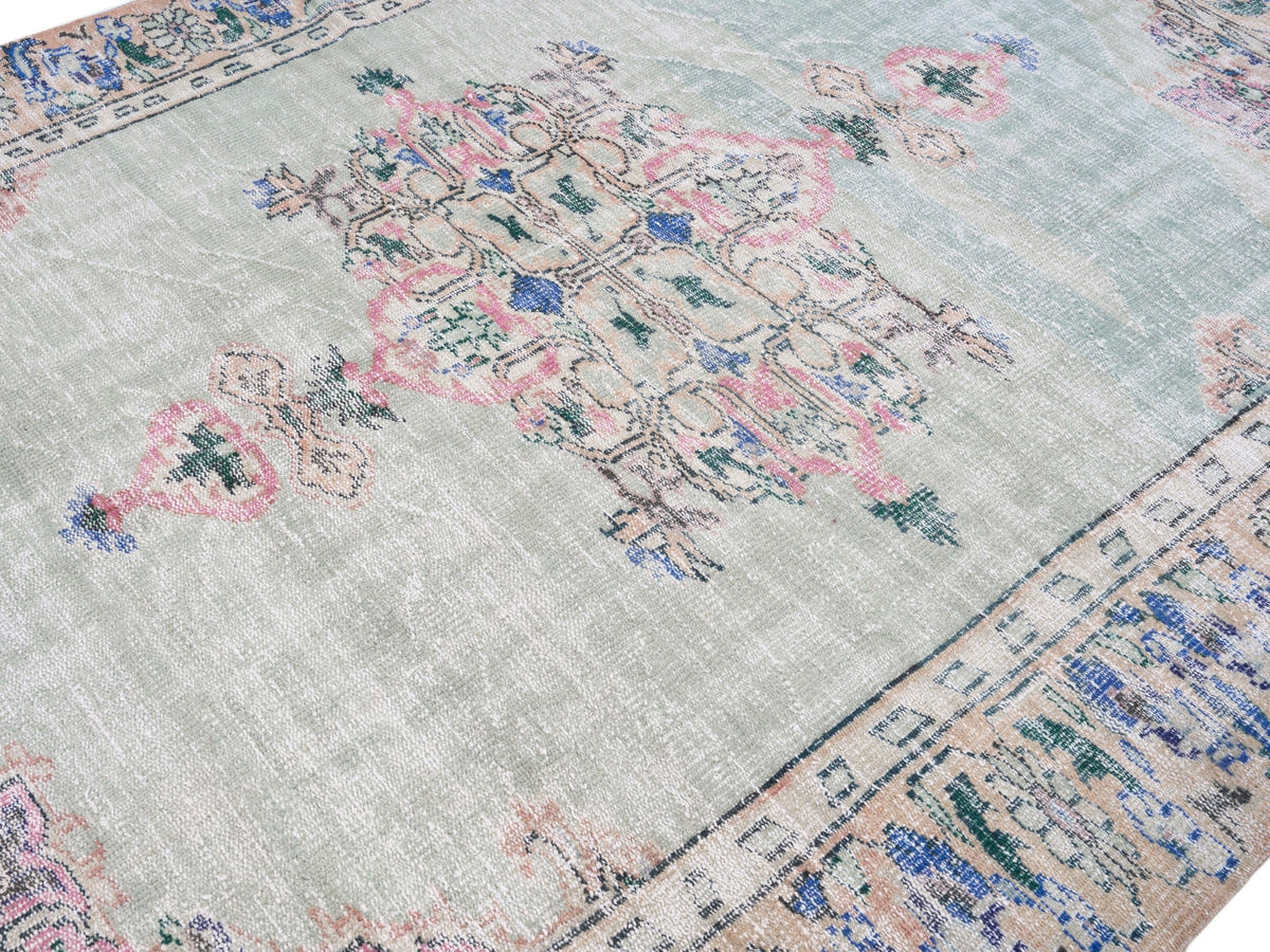 8824, Turkish Manisa Area Rug