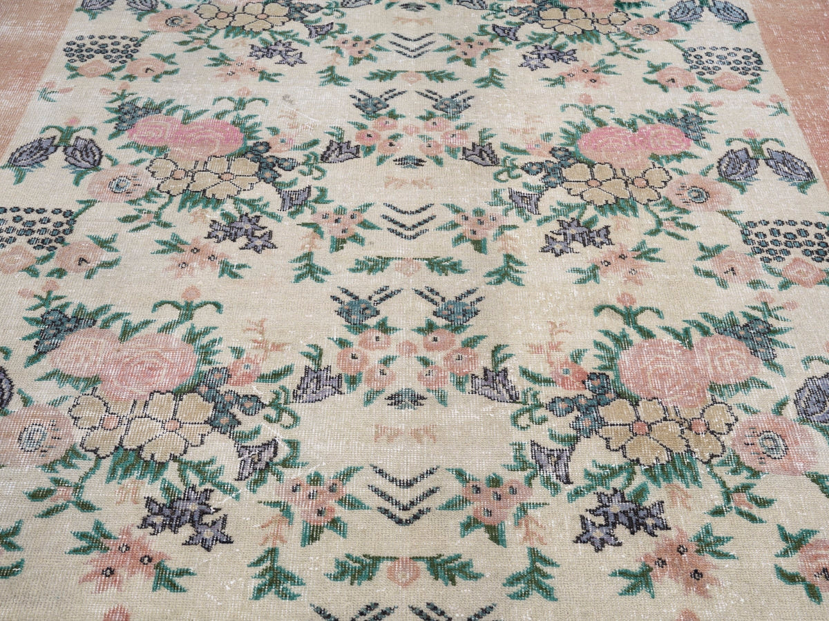 8845, Turkish Isparta Area Rug