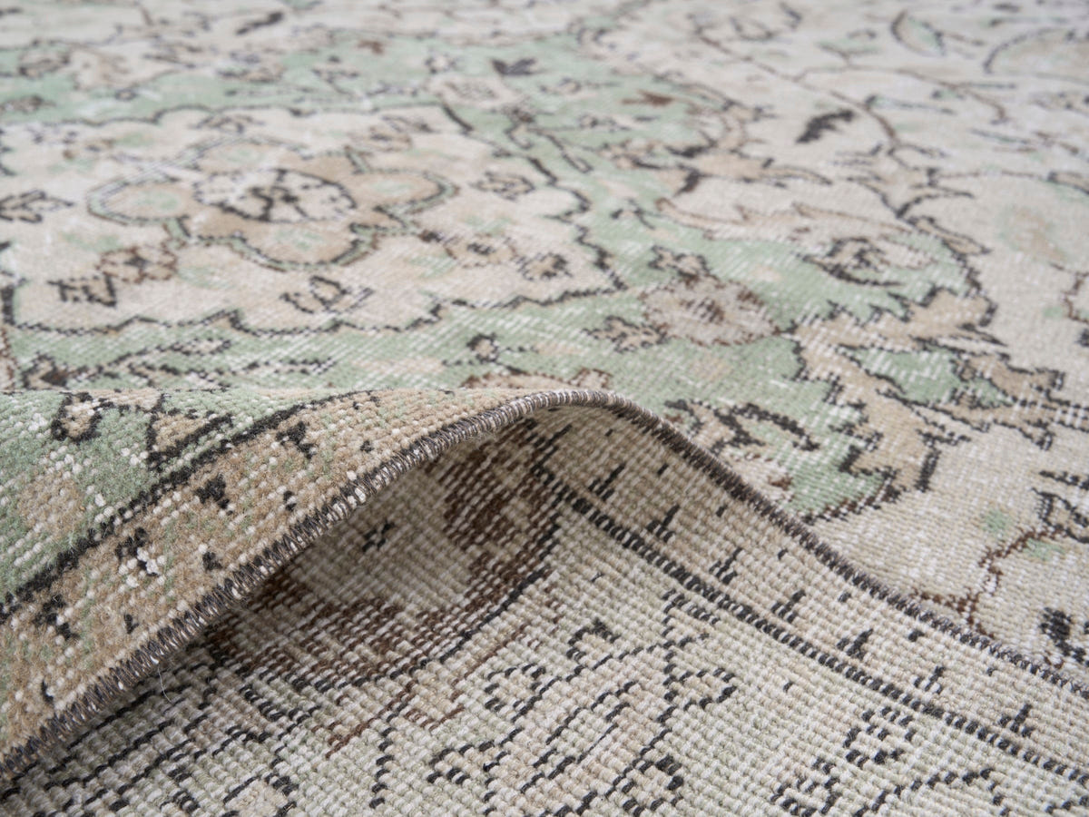 8798, Turkish Isparta Area Rug