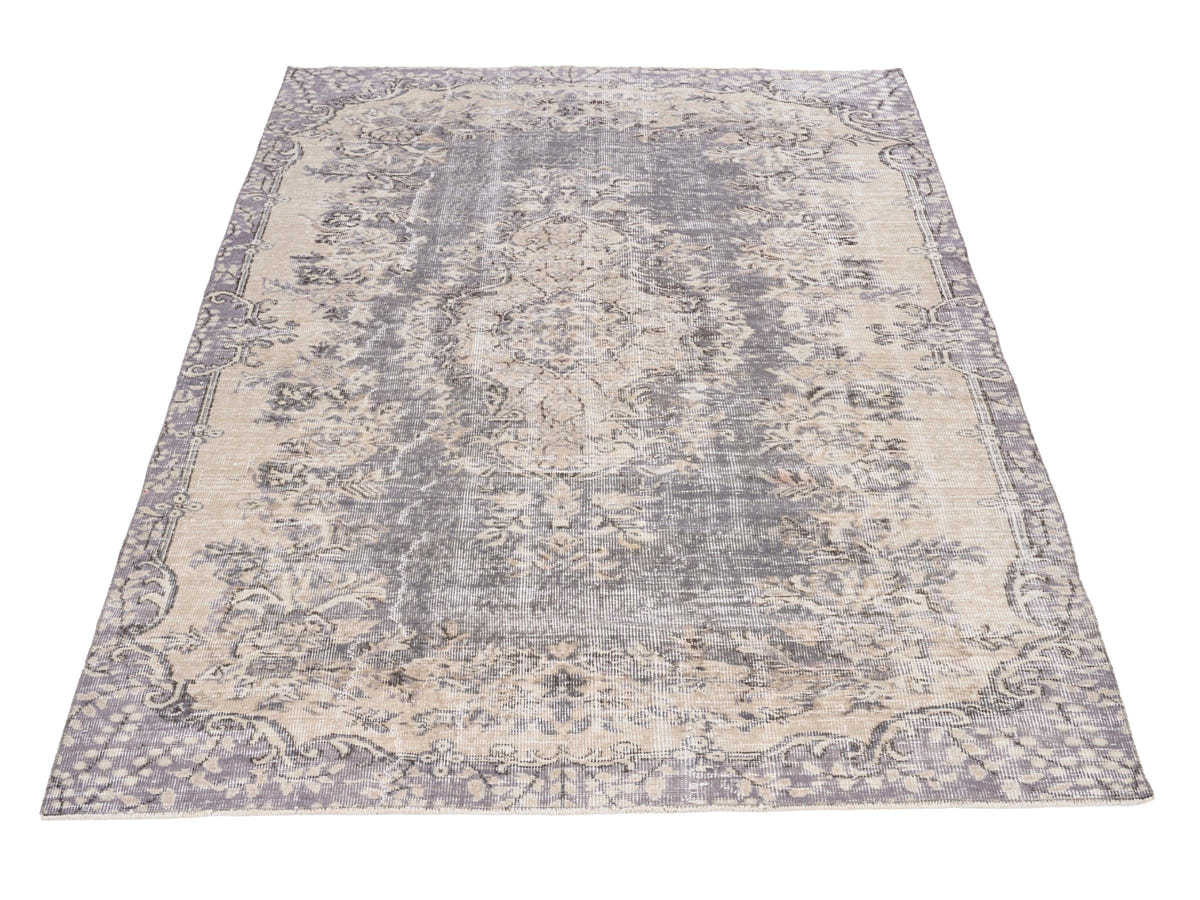 8784, Turkish Isparta Area Rug