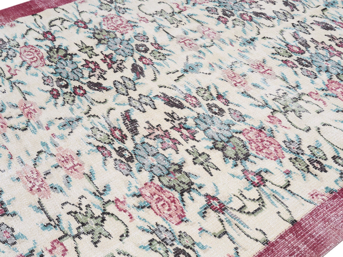 8729, Turkish Manisa Area Rug