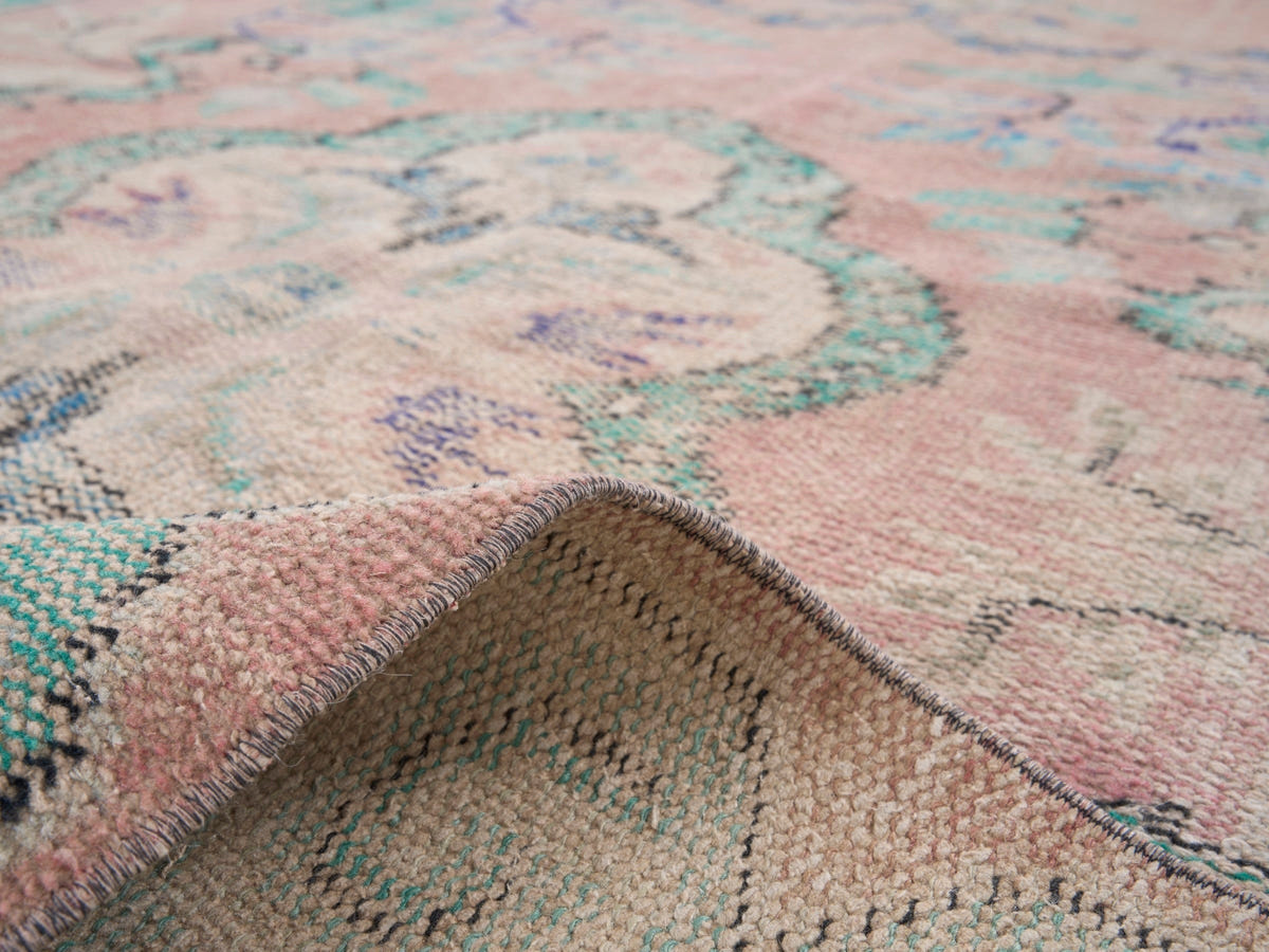 8723, Turkish Manisa Area Rug