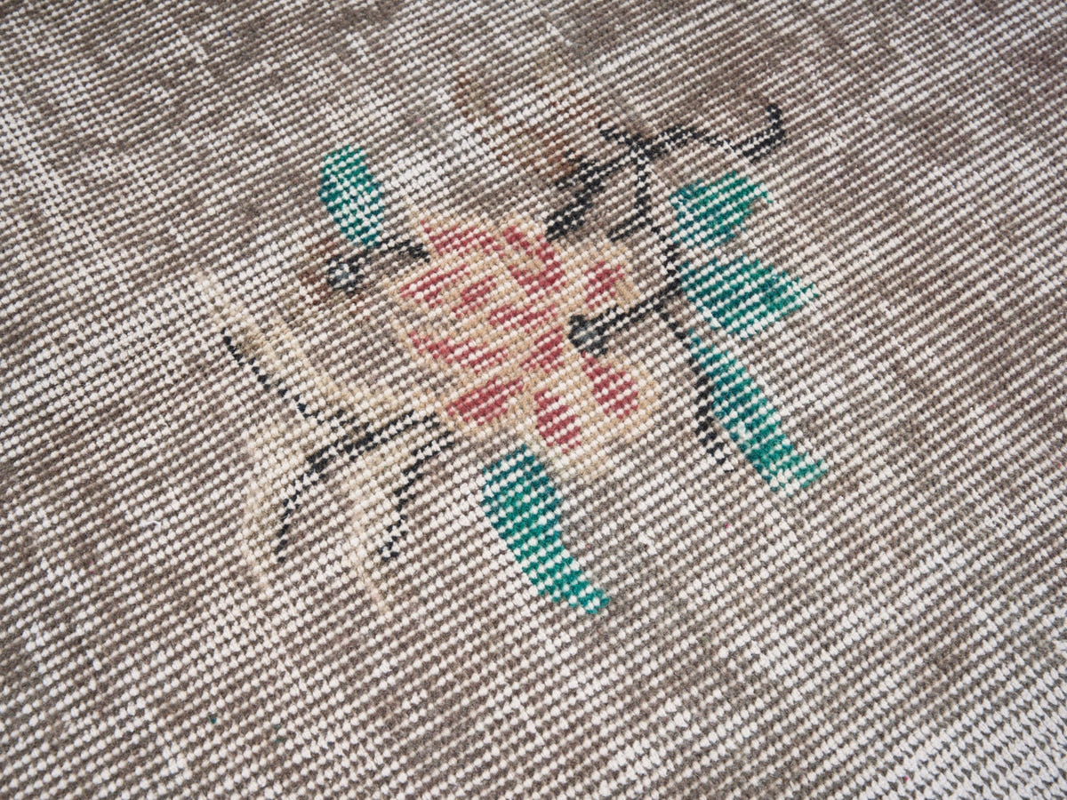 8709, Turkish Isparta Area Rug