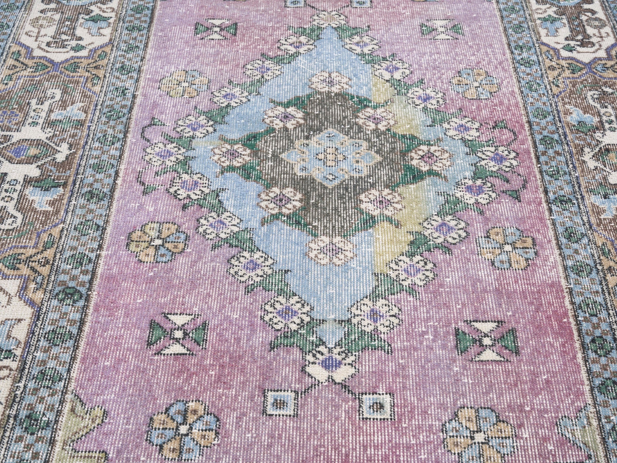8670, Turkish Isparta Area Rug