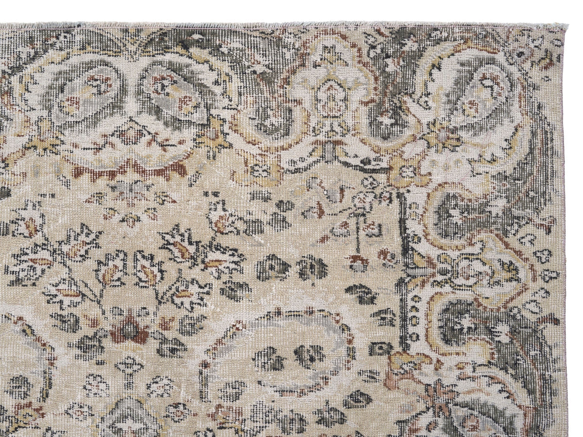 8661, Turkish Isparta Area Rug
