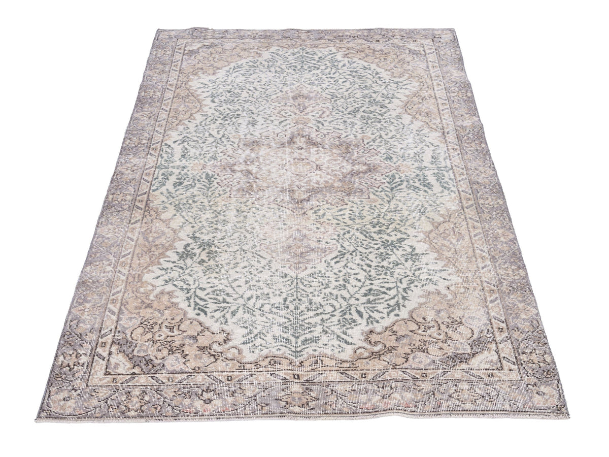 8658, Turkish Isparta Area Rug